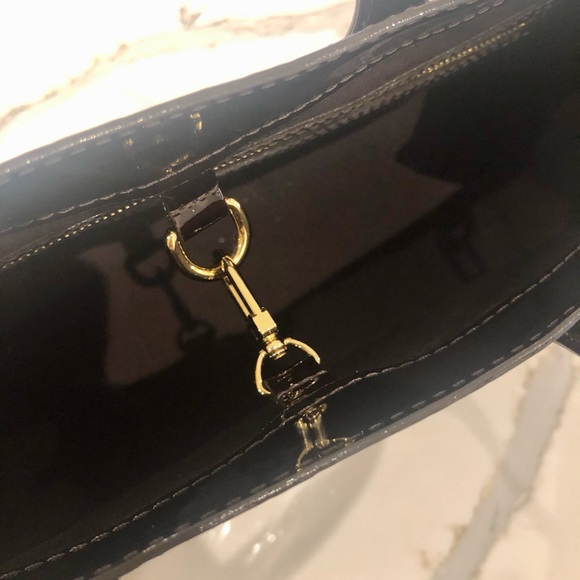 ❌SOLD❌Authentic Louis Vuitton Top Handle Vernis Bag - Picture 6 of 9